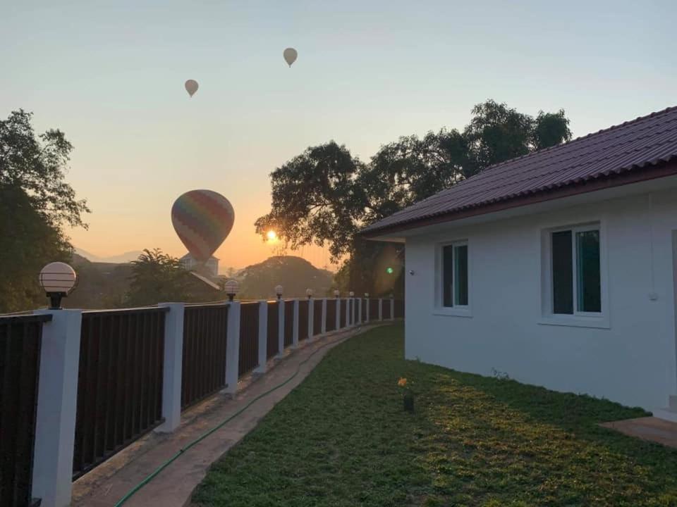 River View Villas Vangviang Kültér fotó