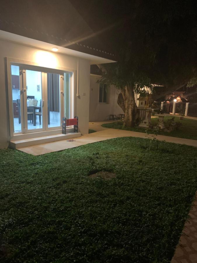 River View Villas Vangviang Kültér fotó