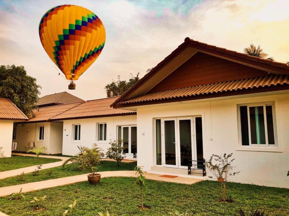 River View Villas Vangviang Kültér fotó